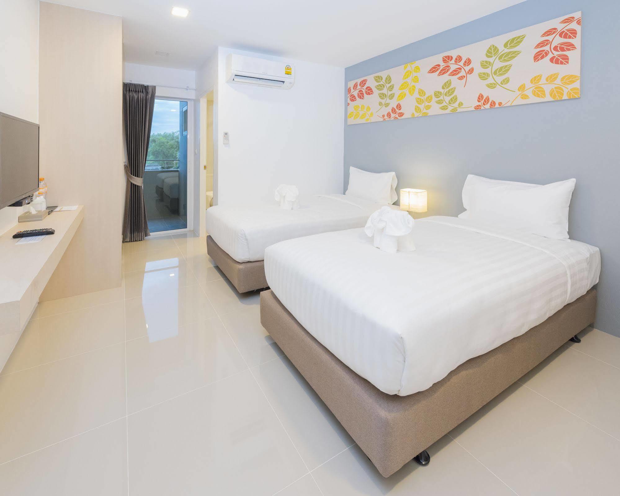 Trat City Hotel Bagian luar foto